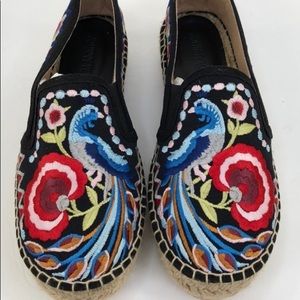 JOHNNY WAS ESPADRILLES - SIZE 40